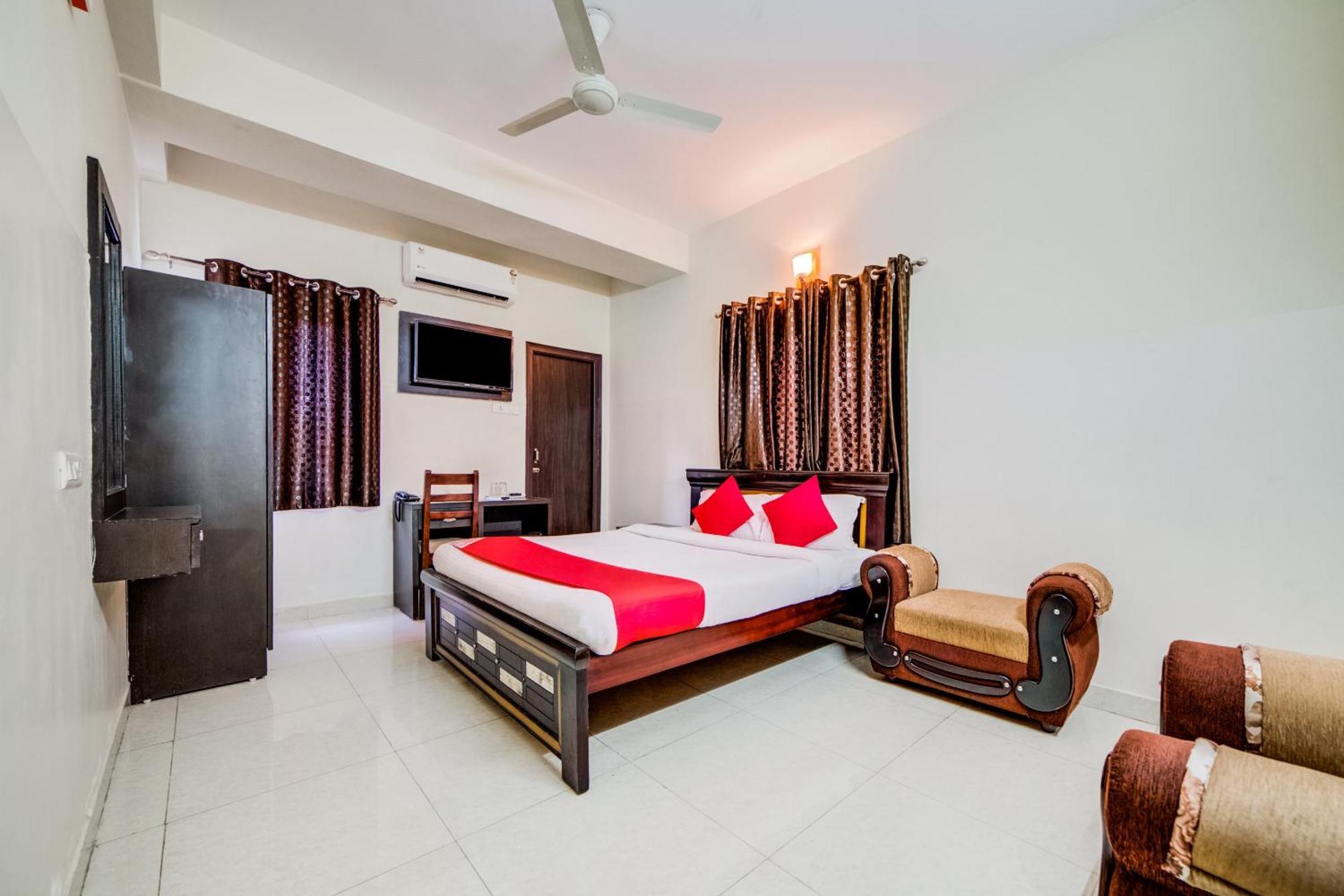 Super Hotel O The Royal Nest Near Shilparamam Kondapur  Zewnętrze zdjęcie