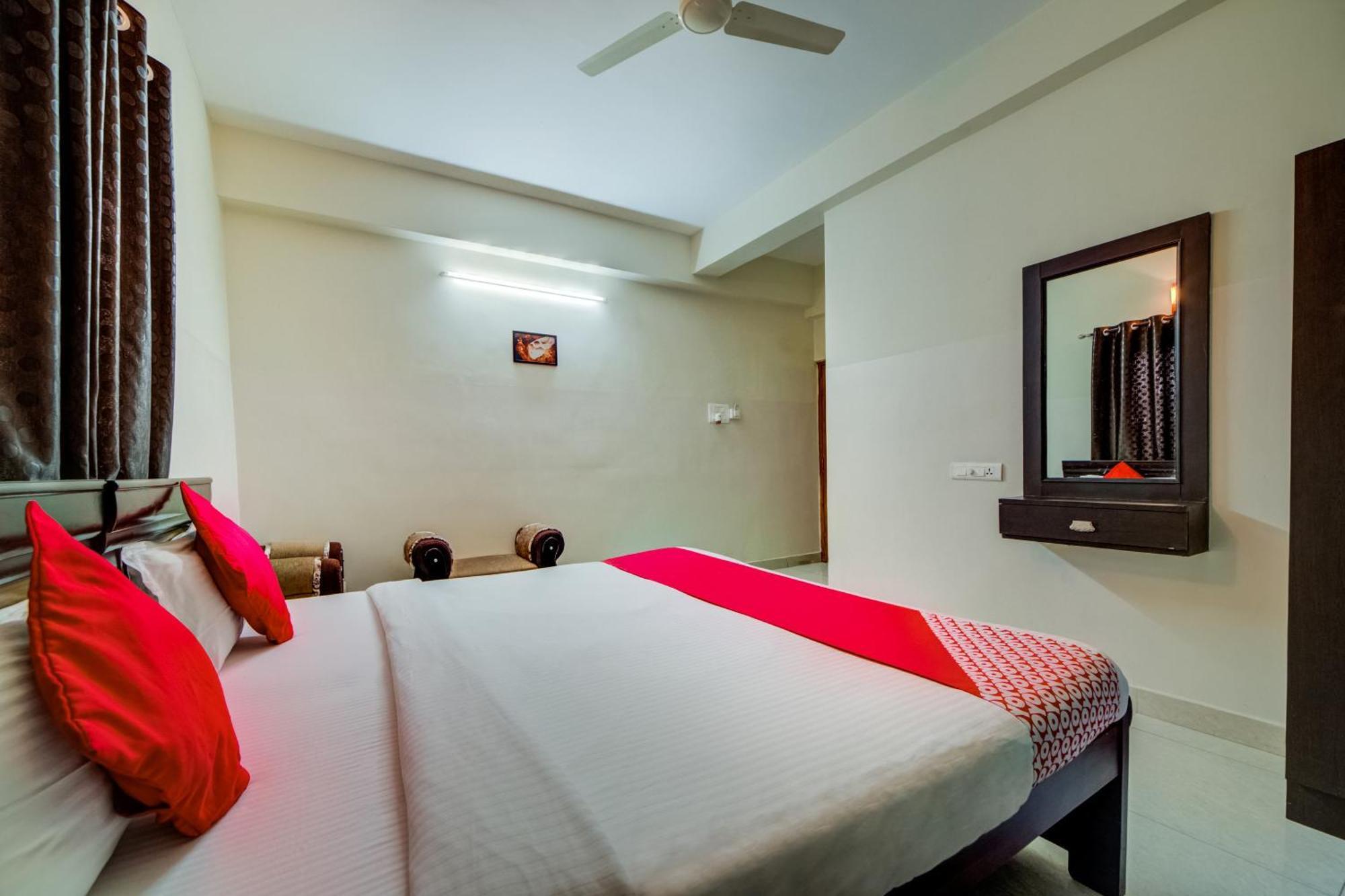 Super Hotel O The Royal Nest Near Shilparamam Kondapur  Zewnętrze zdjęcie
